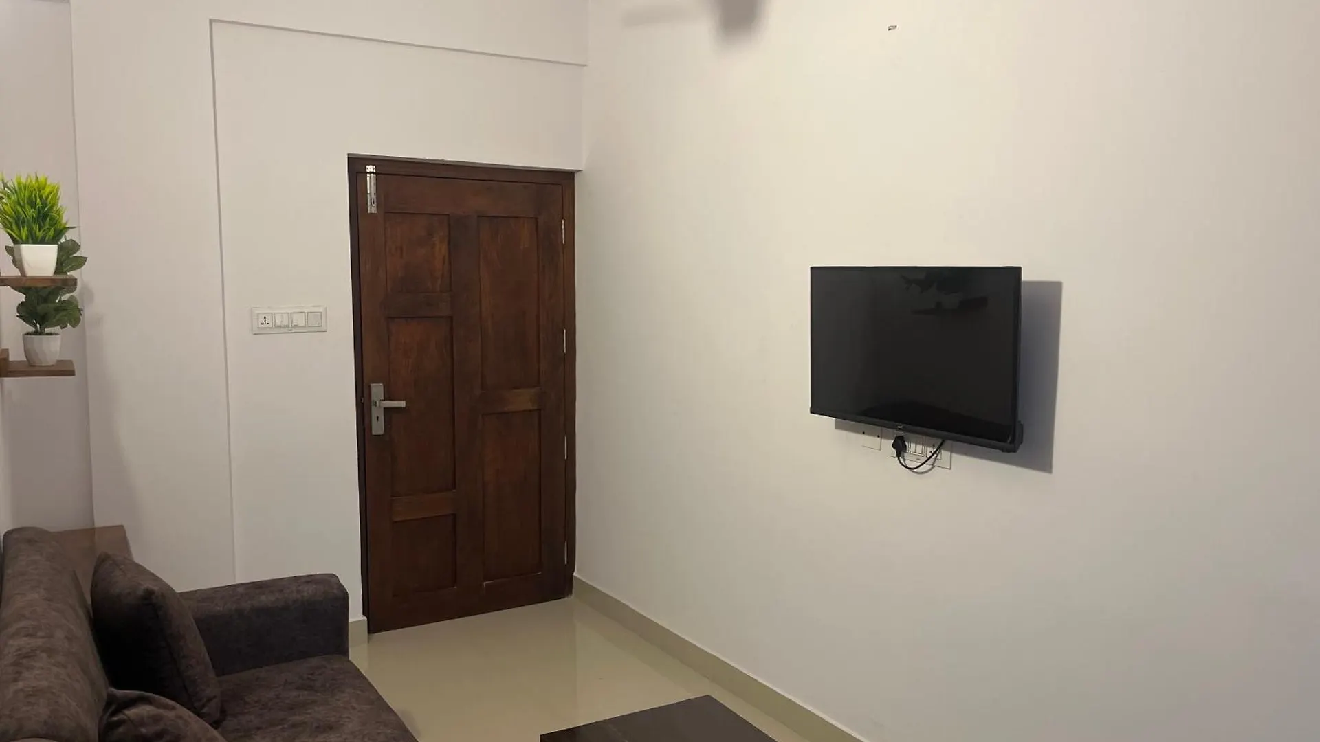 ***  Hotel Le Marina Residency 코지코드 인도