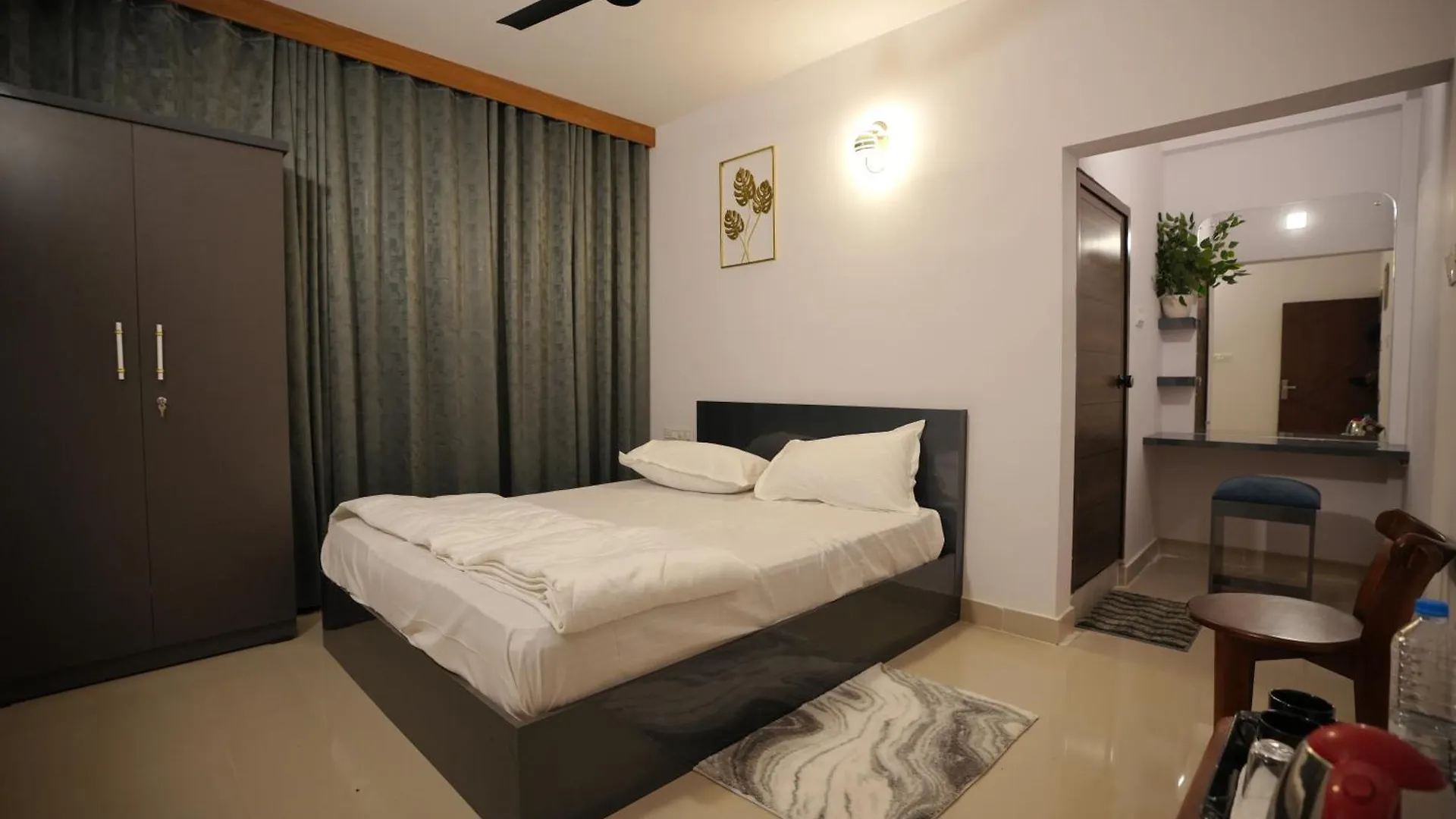 Hotel Le Marina Residency 코지코드 3*,  인도