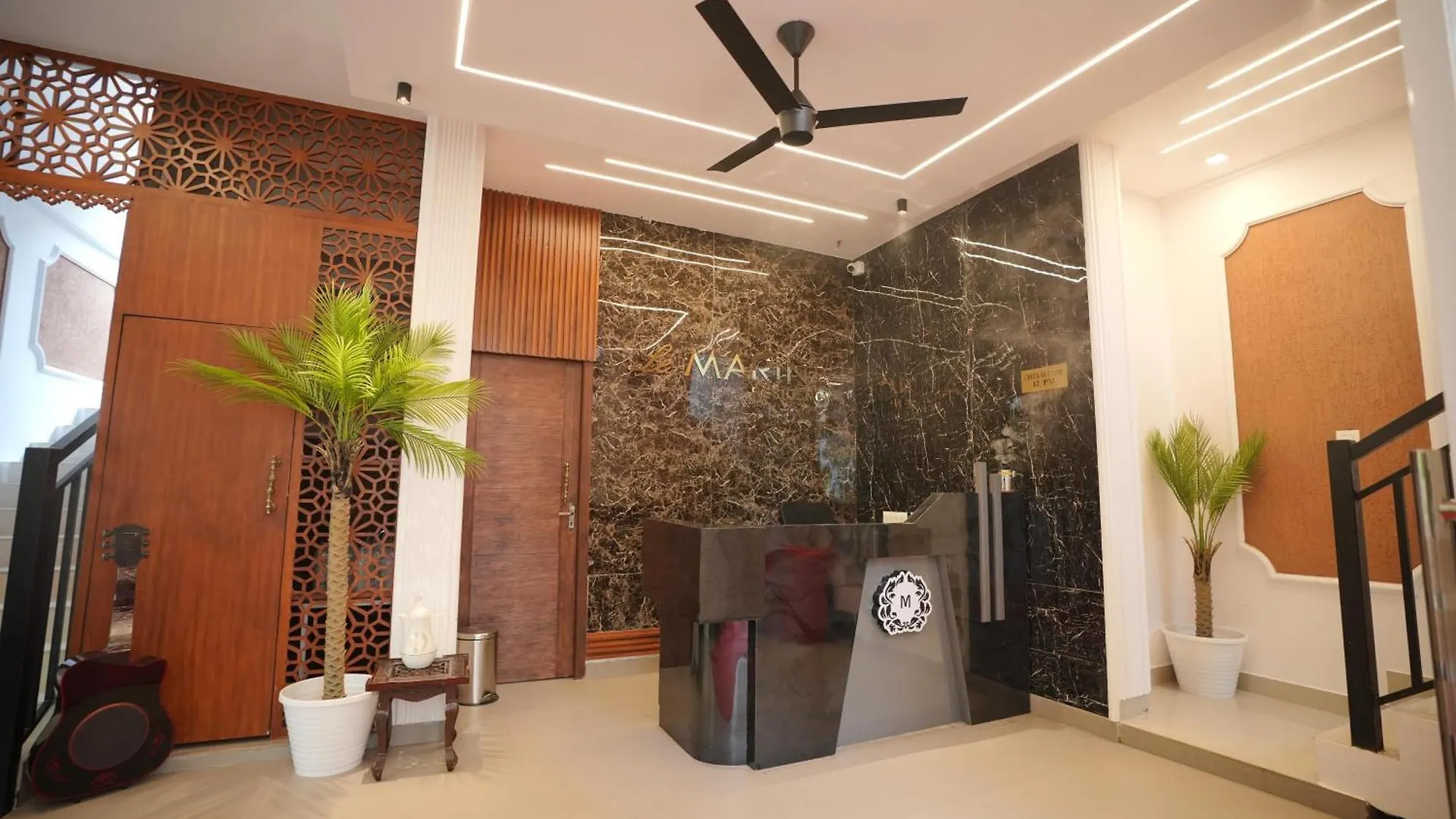 Hotel Le Marina Residency 코지코드